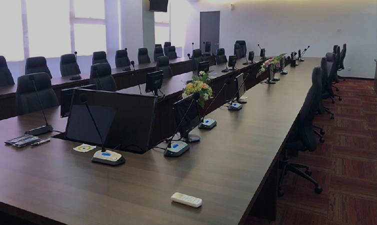 Audio Conference Solution for Airport Station's small conference room