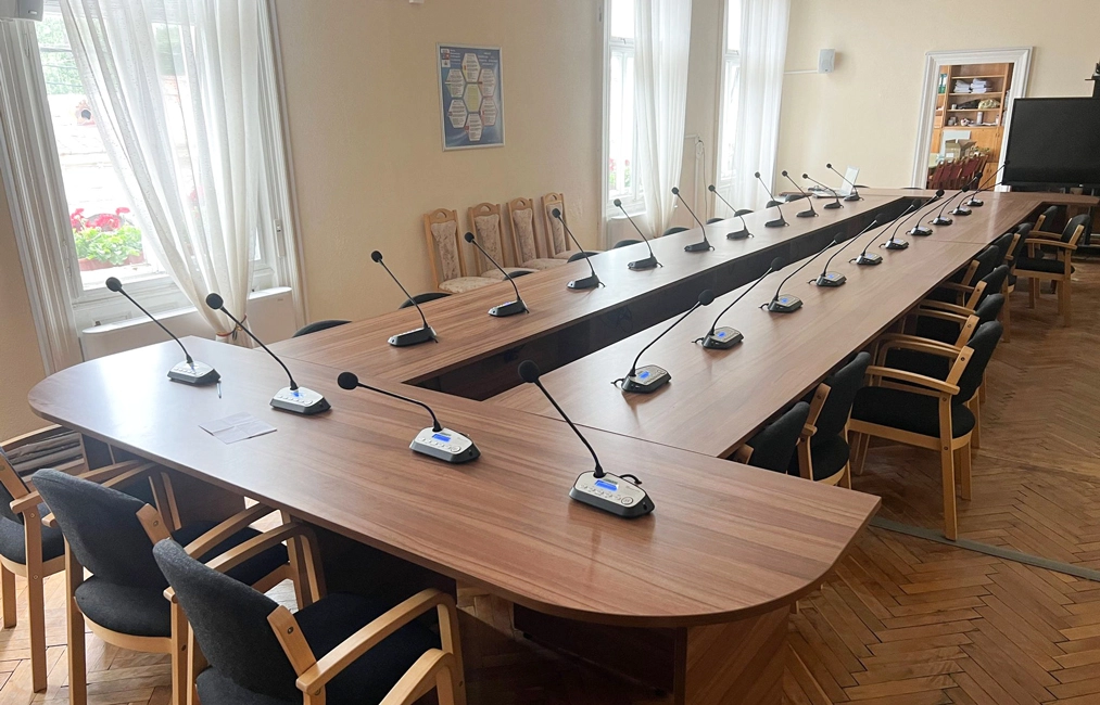 Intelligent Conference System for Gherla City Hall in Romania