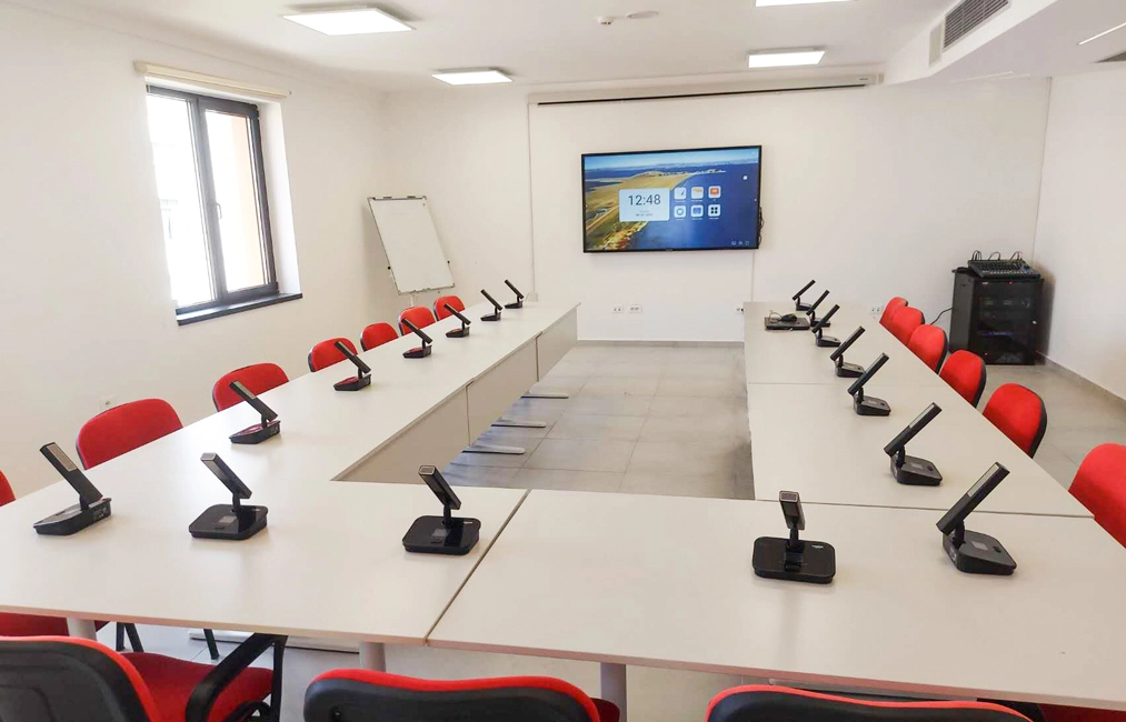 Wireless MIC System for a Conference Room in Albania