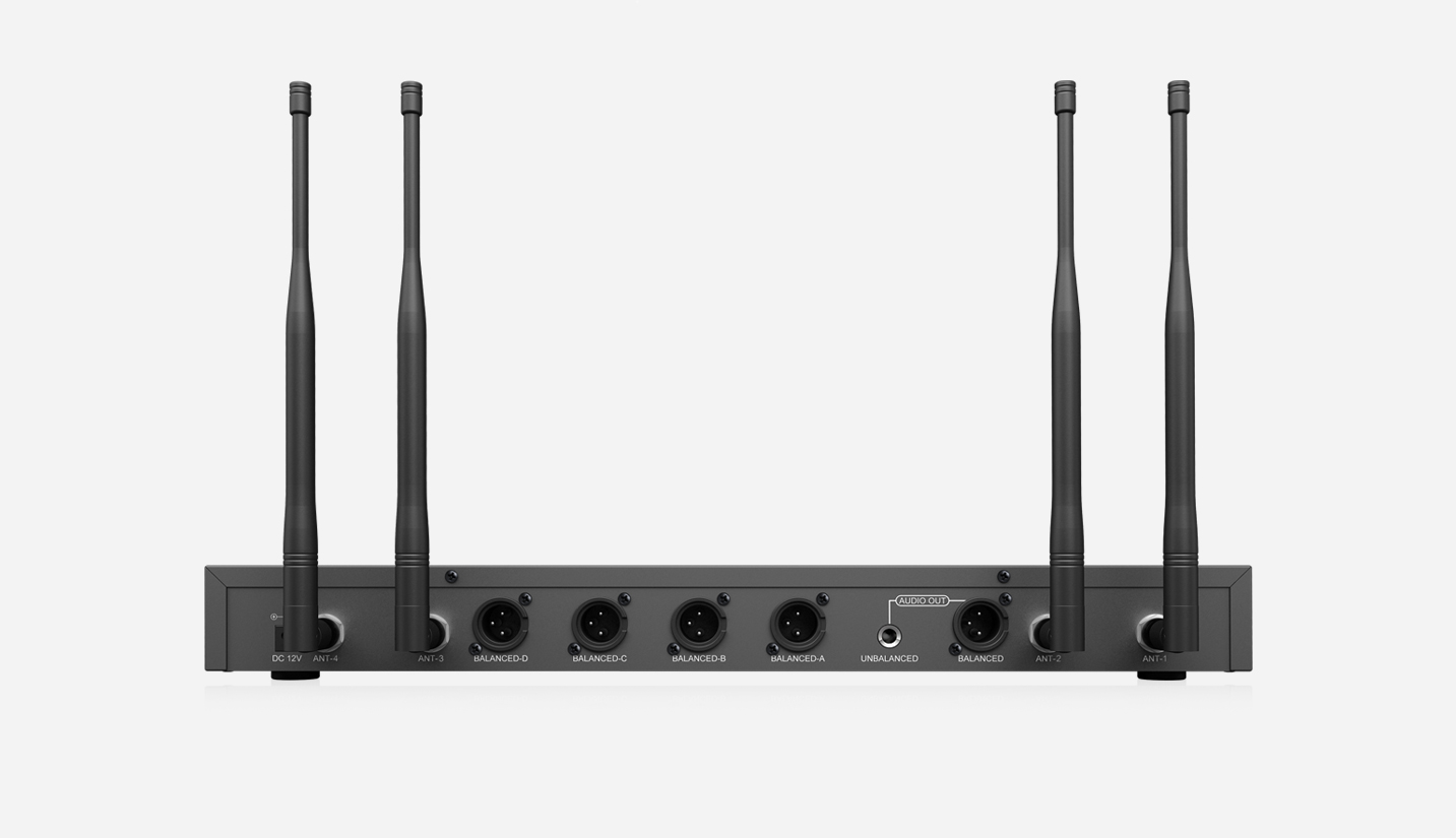 4 Channels Wireless Microphone System Receiver