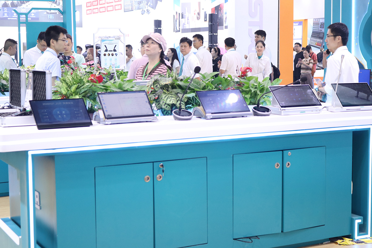 dsppa-live-highlights-from-day-1-at-prolightsound-guangzhou-2026-06.jpg dsppa-live-highlights-from-day-1-at-prolightsound-guangzhou-2026-06.jpg