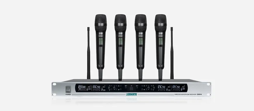 4 Channels True Diversity Microphone Receiver (4 Handhold Mic)